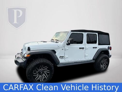 Photo 2 of 33 of 2018 Jeep Wrangler Unlimited Sport