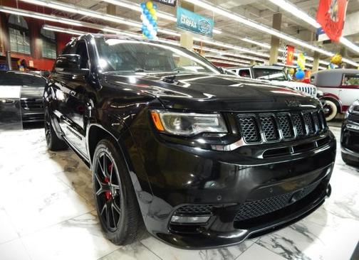 Photo 1 of 40 of 2018 Jeep Grand Cherokee SRT