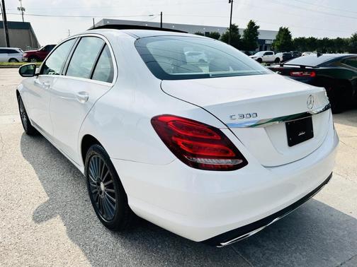 Photo 5 of 32 of 2015 Mercedes-Benz C-Class C 300 Luxury