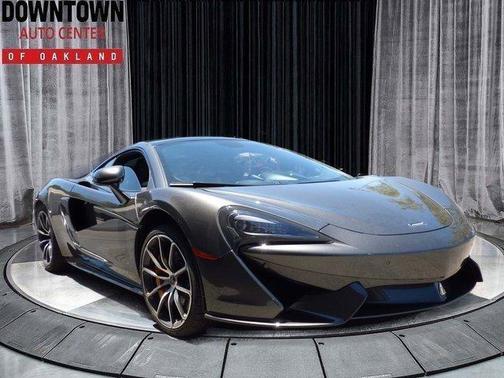 Photo 4 of 26 of 2018 McLaren 570GT Base