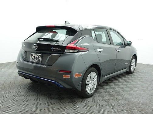 Photo 4 of 28 of 2019 Nissan Leaf S