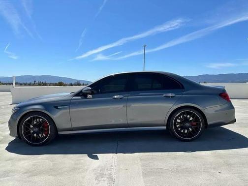 Photo 3 of 13 of 2019 Mercedes-Benz AMG E 63 S 4MATIC