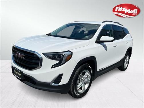 Photo 3 of 34 of 2020 GMC Terrain SLE
