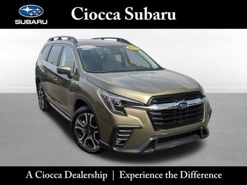Photo 1 of 31 of 2023 Subaru Ascent Limited