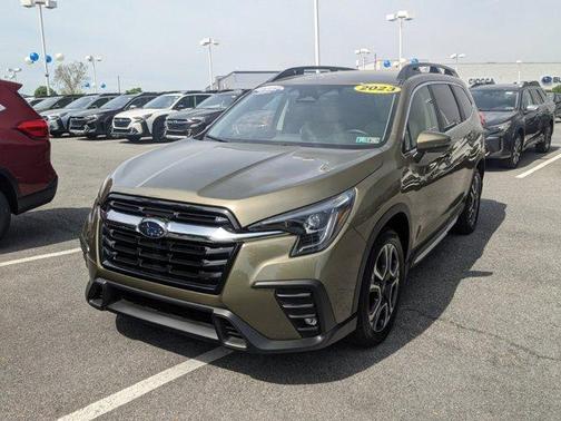 Photo 3 of 31 of 2023 Subaru Ascent Limited