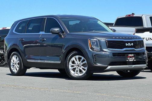 Photo 2 of 38 of 2022 Kia Telluride LX