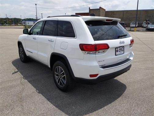 Photo 5 of 30 of 2021 Jeep Grand Cherokee Limited