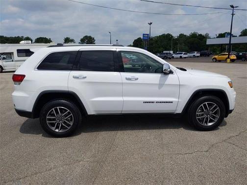 Photo 2 of 30 of 2021 Jeep Grand Cherokee Limited