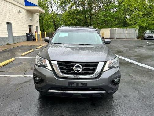 Photo 4 of 15 of 2020 Nissan Pathfinder SV