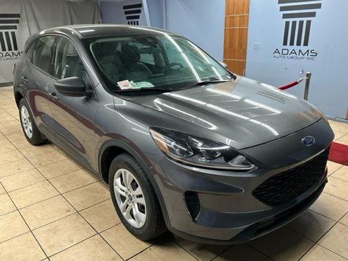 Photo 1 of 19 of 2021 Ford Escape S