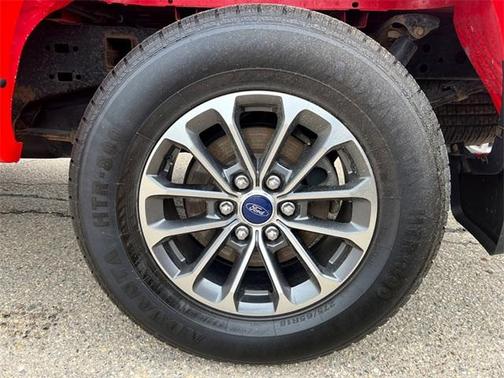 Photo 4 of 13 of 2018 Ford F-150 XLT