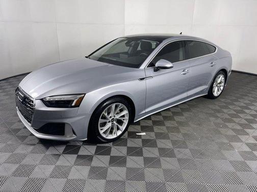 Photo 3 of 33 of 2022 Audi A5 2.0T Premium Plus