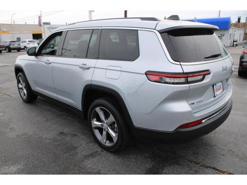 Photo 5 of 26 of 2021 Jeep Grand Cherokee L Limited
