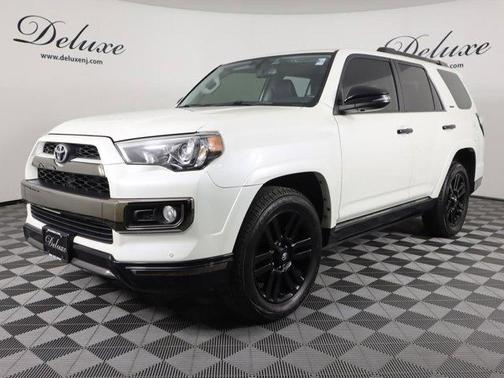 Photo 3 of 42 of 2019 Toyota 4Runner Limited Nightshade