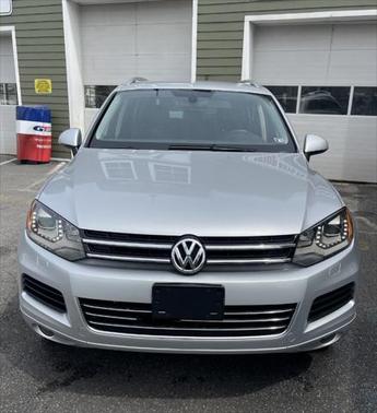 Photo 3 of 55 of 2012 Volkswagen Touareg TDI Sport