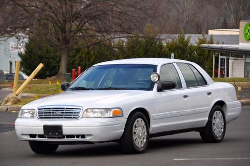 Photo 1 of 34 of 2008 Ford Crown Victoria Police Interceptor