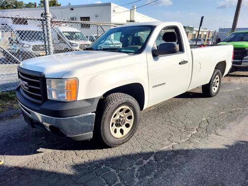 Photo 1 of 5 of 2010 GMC Sierra 1500 Work Truck