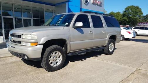 Photo 2 of 14 of 2004 Chevrolet Suburban 1500 Z71
