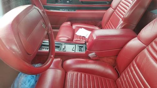 Photo 4 of 15 of 1991 Buick Reatta