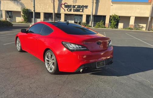 Photo 3 of 26 of 2013 Hyundai Genesis Coupe 3.8 R-Spec