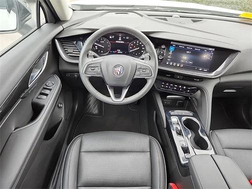 Photo 5 of 20 of 2021 Buick Envision Essence
