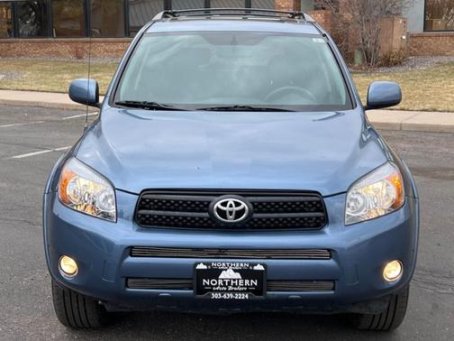 Photo 2 of 48 of 2008 Toyota RAV4 Sport