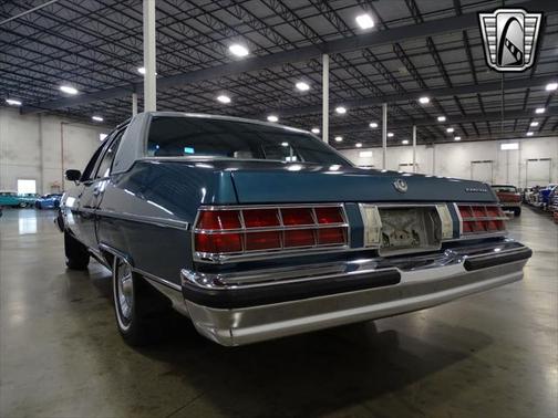 Photo 4 of 99 of 1978 Pontiac Bonneville
