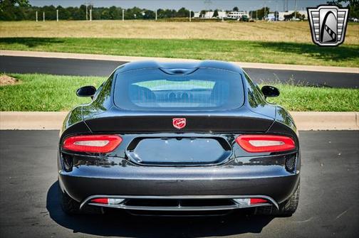Photo 5 of 99 of 2013 Dodge SRT Viper GTS