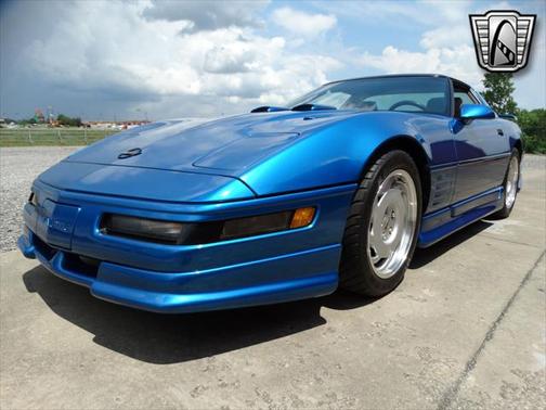 Photo 3 of 99 of 1992 Chevrolet Corvette Base