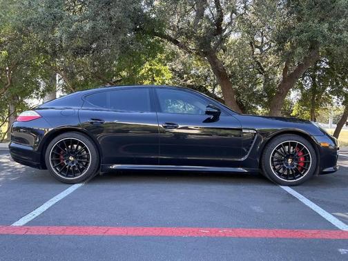 Photo 3 of 20 of 2012 Porsche Panamera Turbo S