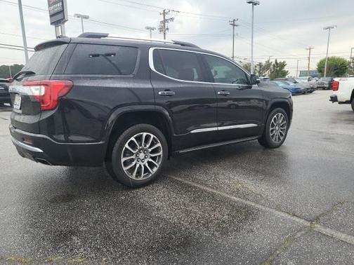 Photo 5 of 44 of 2021 GMC Acadia Denali
