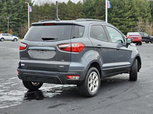 Photo 2 of 45 of 2018 Ford EcoSport SE