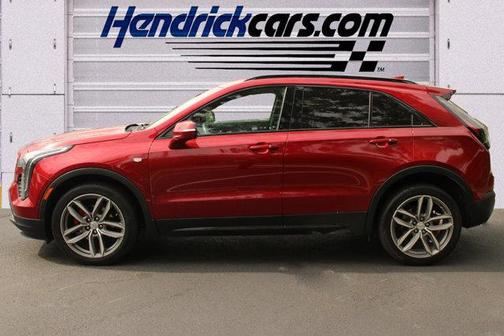 Photo 5 of 23 of 2021 Cadillac XT4 Sport