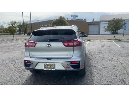 Photo 2 of 37 of 2019 Kia Niro EV EX Premium