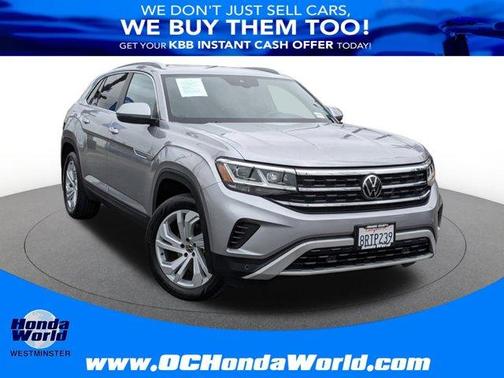 Photo 1 of 25 of 2020 Volkswagen Atlas Cross Sport 3.6L V6 SEL
