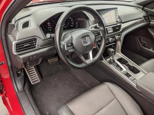 Photo 5 of 25 of 2020 Honda Accord Sport 1.5T