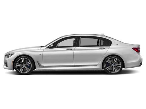 Photo 3 of 17 of 2019 BMW M760 i xDrive