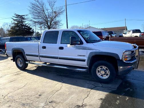 Photo 3 of 19 of 2002 Chevrolet Silverado 2500 LS H/D Crew Cab