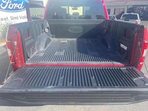 Photo 5 of 38 of 2019 Ford F-150 XLT