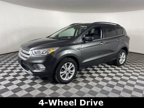 Photo 4 of 29 of 2019 Ford Escape SEL