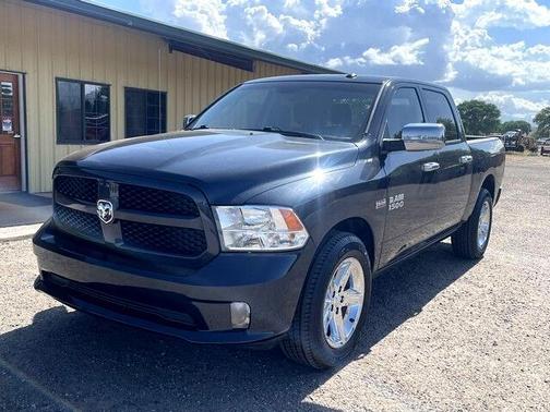Photo 1 of 44 of 2017 RAM 1500 Tradesman/Express
