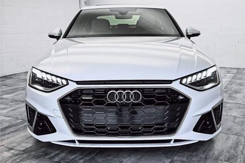 Photo 2 of 46 of 2022 Audi A4 45 S line Premium Plus