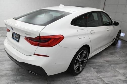 Photo 2 of 39 of 2019 BMW 640 Gran Turismo i xDrive
