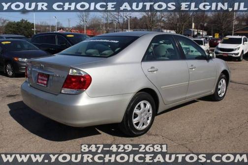 Photo 5 of 25 of 2005 Toyota Camry LE