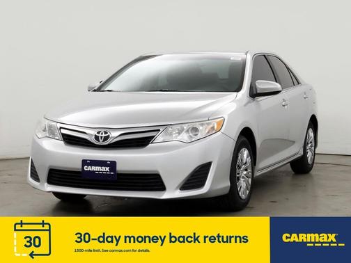Photo 4 of 24 of 2012 Toyota Camry LE