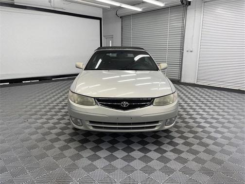 Photo 2 of 22 of 2001 Toyota Camry Solara SE V6