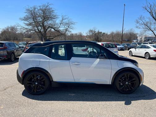 Photo 2 of 34 of 2019 BMW i3 120Ah s w/Range Extender