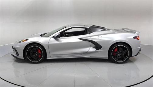 Photo 2 of 45 of 2020 Chevrolet Corvette Stingray w/3LT