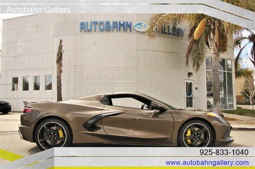 Photo 4 of 54 of 2021 Chevrolet Corvette Stingray w/3LT