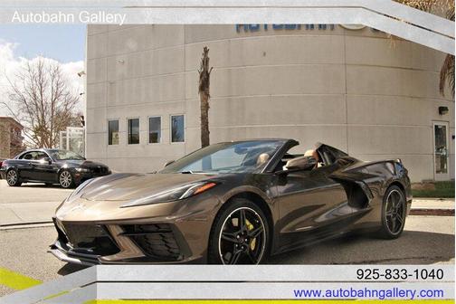 Photo 1 of 54 of 2021 Chevrolet Corvette Stingray w/3LT